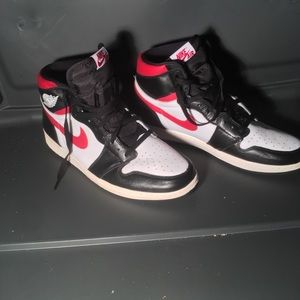Air Jordan 1 Retro High OG Black/Gym RED/WHITE/SAIL / 11